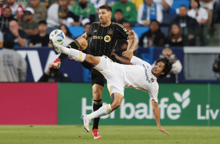 Football Player Statistics: Understanding the Numbers Behind Football Performance football player statistics